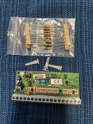 DSC PC5108 8 Zone Expander With Resistors And Plastic Standoffs