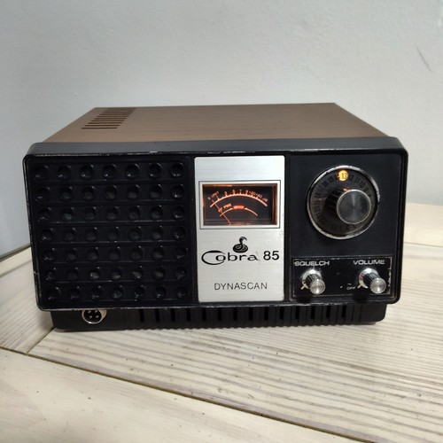Cobra 85 CB Dynascan Base Station 2 Way Radio Powers On - Picture 1 of 19
