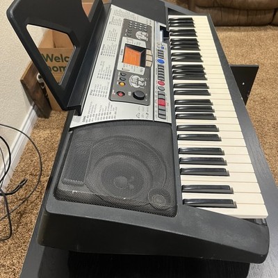 Yamaha　PSR-350　61鍵盤キーボード Yamaha PSR-350 Portable 61-Key Digital Keyboard with Music Stand