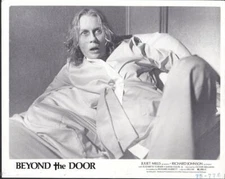 Juliet Mills closeup in Beyond the Door 1974 Chi sei? movie photo 42905