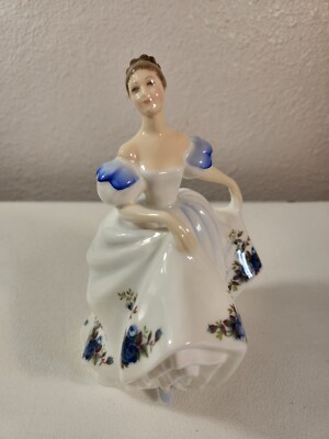 Royal Doulton HN3263 Beatrice Made in England Figurine 7 1/2'' Tall Fast Ship