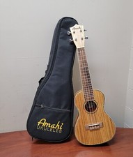 Amahi UK330C Ukulele In Soft Gig Bag