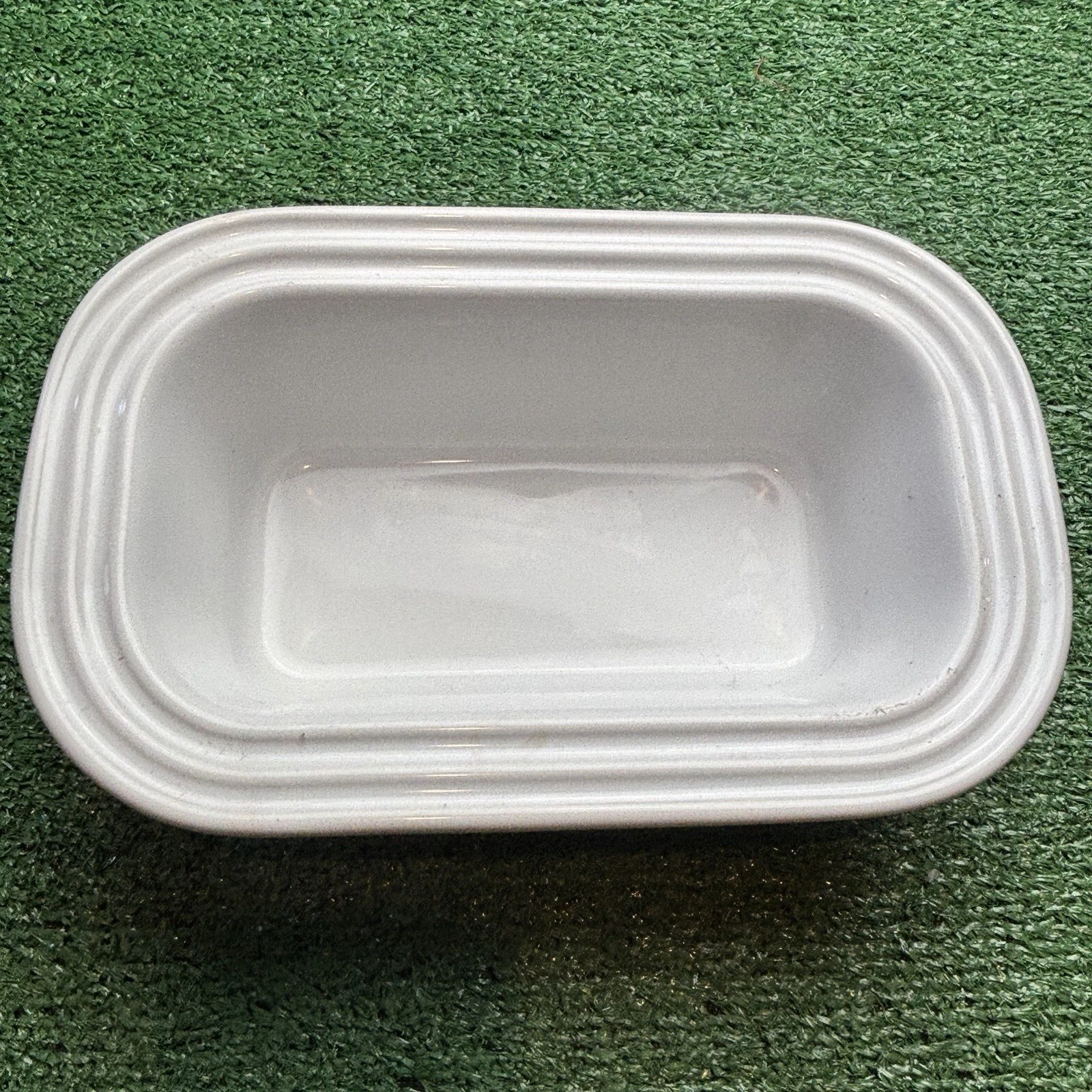 Le Creuset Deep Dish Loaf Baking Pan Bread Meatloaf White Stoneware #06.29