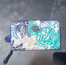 Vera Bradley Zip-Around Wallet Blue/Green Floral Quilted Turn Lock Card/ID