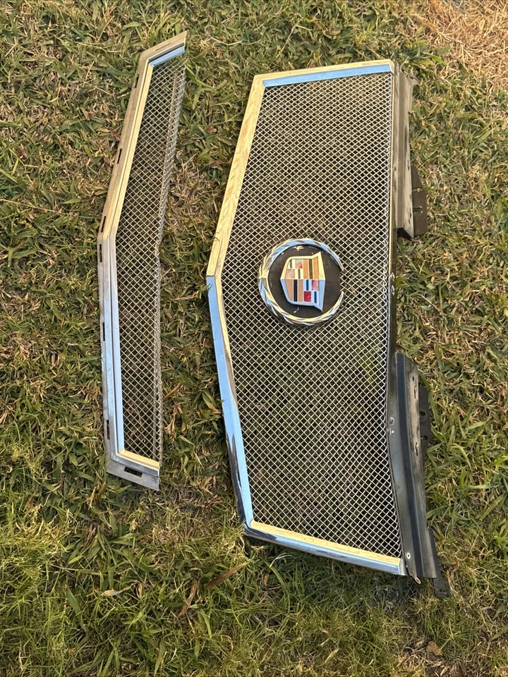 Cadillac CTS 2008-2012 parrilla de malla metálica cromada Foto 4 de 4