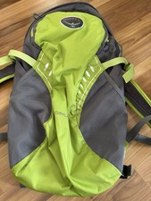 Osprey Daylite Backpack Hiking Travel School Lightweight Green Grey Used Once