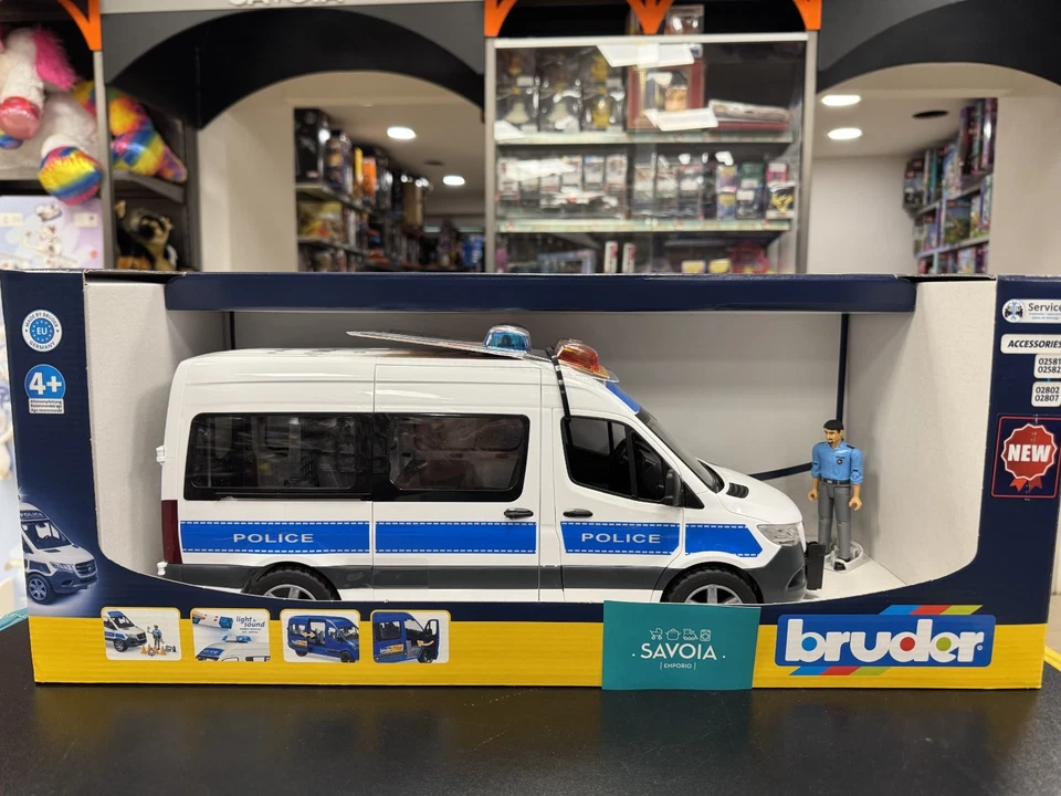 BRUDER 02683 - scala 1:16- MB SPRINTER DELLA POLIZIA CON POLIZIOTTO - NUOVO - Immagine 2 di 4