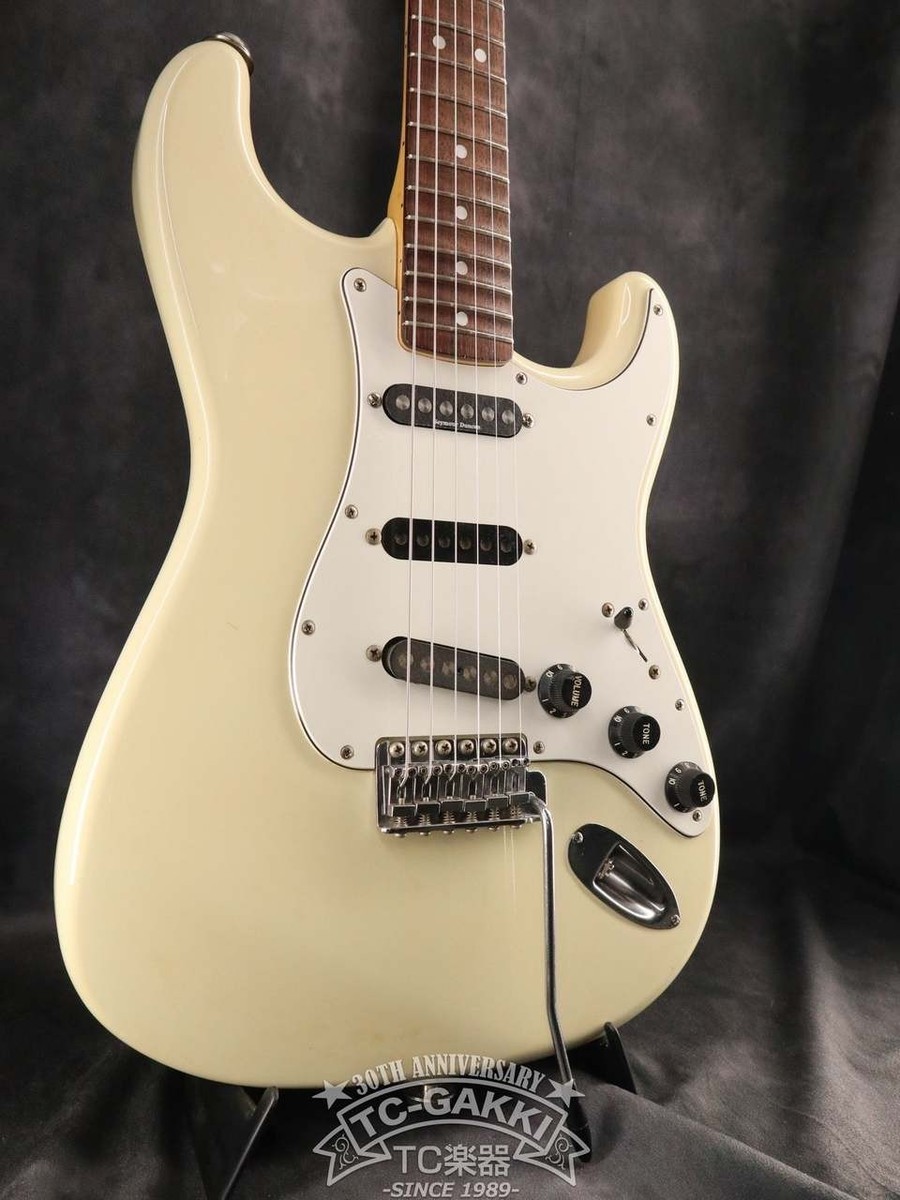 ST72-MOD FENDER JAPAN エレキギター 1990 Fender Yngwie Malmsteen Stratocaster ST72-86DSC Yellow