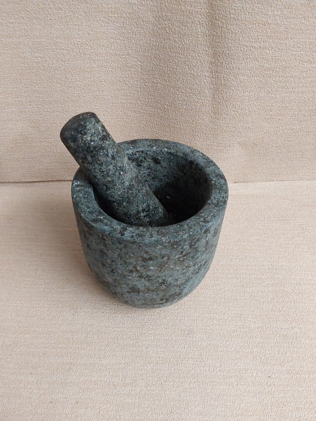Heavy Granite Mortar & Pestle Set Grey Stone Spice Herb Grinder
Opens in a new window or tab