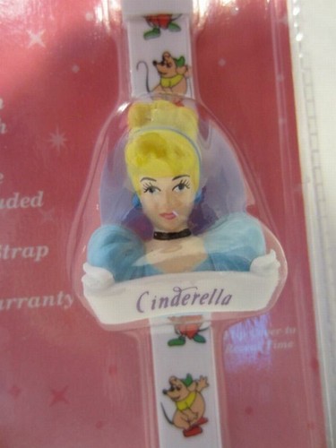 Reloj de cuarzo DISNEY NUEVO SELLADO Cenicienta Oliver Rescate Blancanieves 12 piezas De colección - Imagen 2 de 8