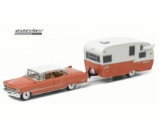 Greenlight 1:64 1955 Cadillac Fleetwood Series 60 & Shasta Airflyte 32090-A