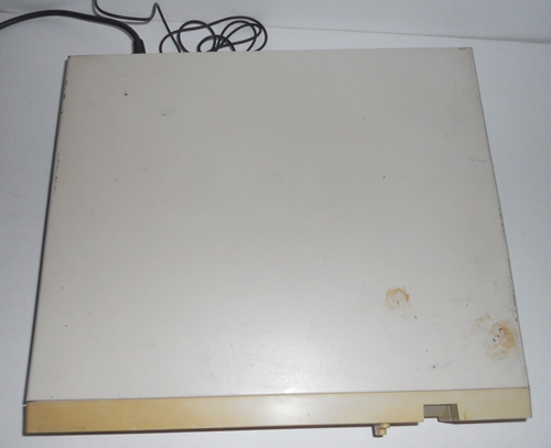 COMMODORE 128D senza tastiera - Foto 3 di 14