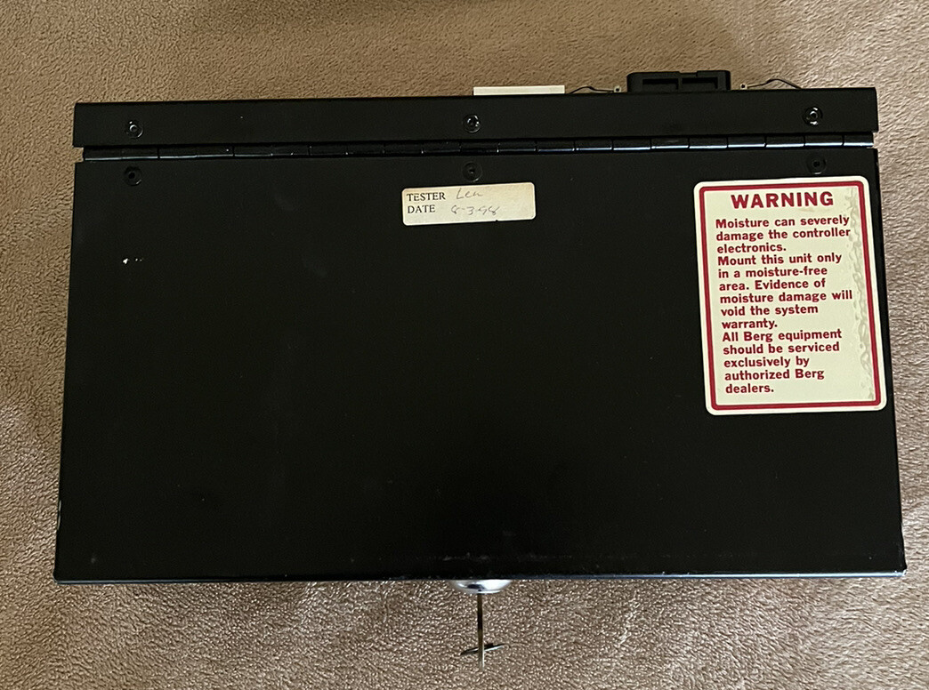 Berg Laser 1600 Monitored Drink/Liquor Dispensing System, ECU, Key+Power Cord