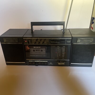 Vintage Sony CFS-3000 Detachable Speaker System Stereo Cassette