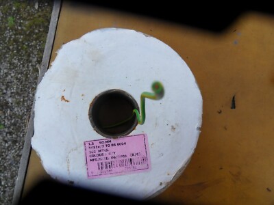 Grün Gelb Erdungskabel 1,5mm 6491X Elektroleitung (zwei Meter Länge)