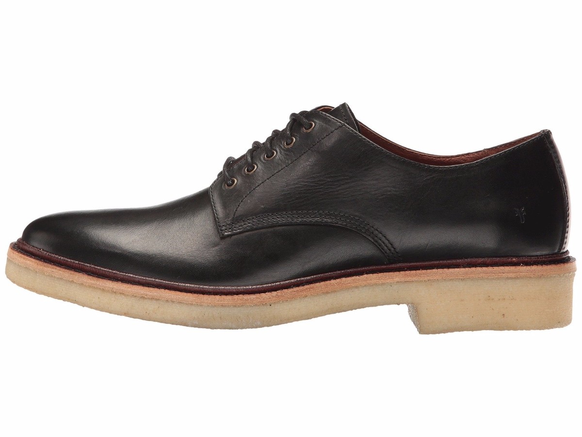 Frye Men display picture 1