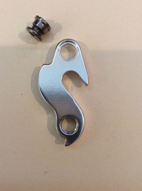 derailleur hanger 49