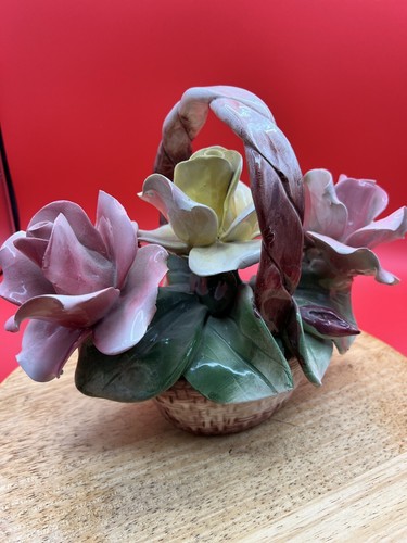 Vintage Capodimonte Assorted Colorful Flowers In Basket Figurine - Picture 4 of 8