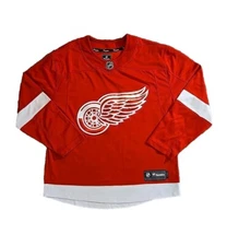 Vintage Fanatics NHL Detroit Red Wings CCM Jersey Size M Red, NEW WITHOUT TAGS 