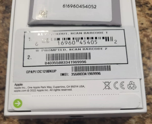Apple iPhone 13 128GB Midnight (Straight Talk & Total Wireless) NEW SEALED! - Afbeelding 4 van 4
