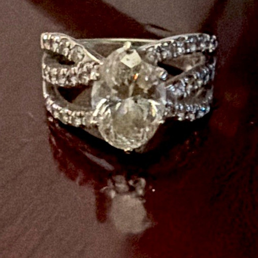 14K White Gold Oval Lab-Grown Diamond Engagement Ring IGI G VS2 2.00-2.24ctw