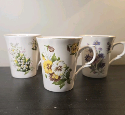 Saint George Fine Bone China Mixed Floral Tea Cup Coffee Mugs - Lot of 3 Vintage