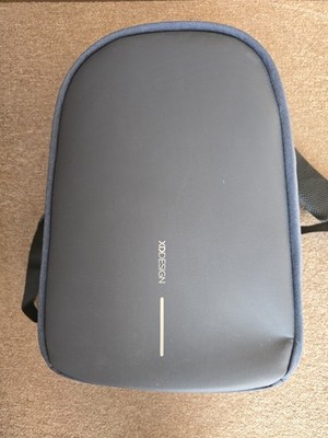 RUCKSACK XD DESIGN, BOBBY HERO,  blau-grau, Neuwertig, mit DIEBSTAHLSCHUTZ
