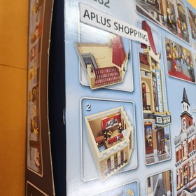 Lego 10232 Palace Cinema 2194pcs Expedited SEALED