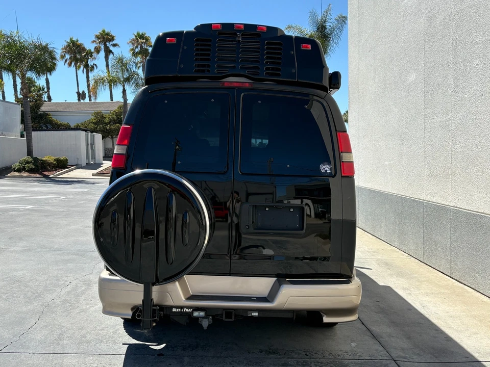 2008 Roadtrek 190 Versatile Low Mileage - Image 4 of 4