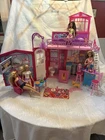 2009 Mattel Barbie Doll Glam Vacation Beach House Fold Go Playset