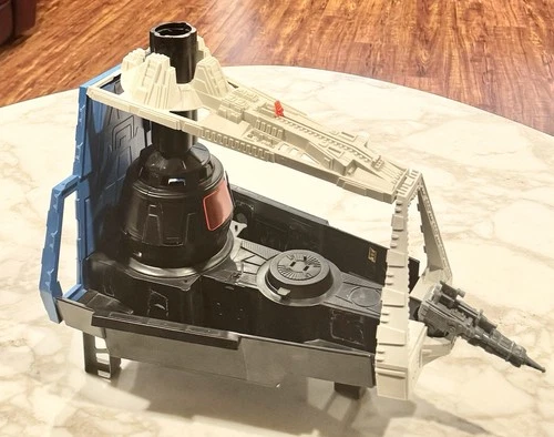 VTG 1980 Kenner Star Wars Empire STAR DESTROYER PLAYSET 99% Complete Untested