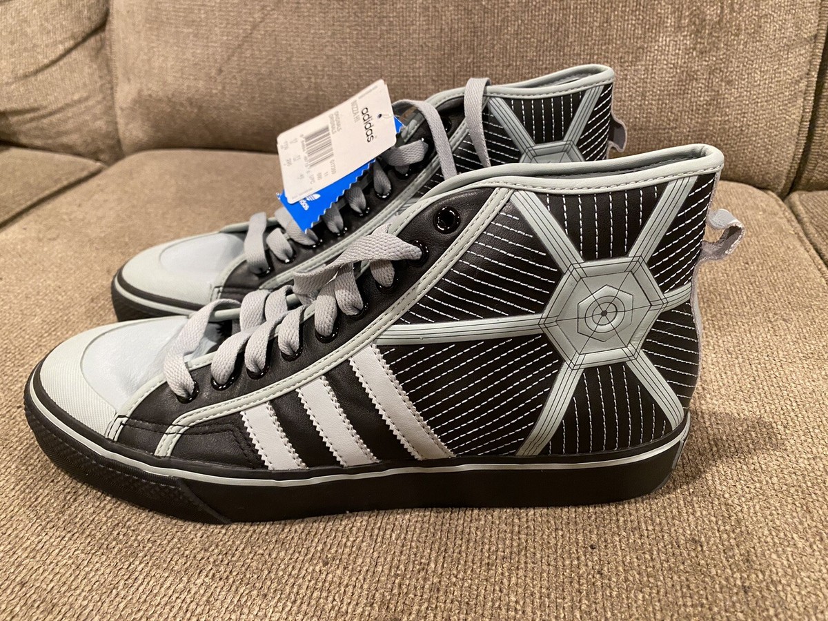 新品 adidas × STAR WARS NIZZA HI WHOOKIEES Star Wars Adidas Wookie Light Side Nizza Hi Adijunior J Prn