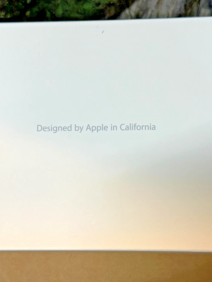 Apple A1243 Wired USB Keyboard & A1152 Mighty Mouse Box Set Sealed - Image 4 of 4