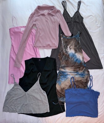 8 ITEMS - Women s Preppy College Bundle