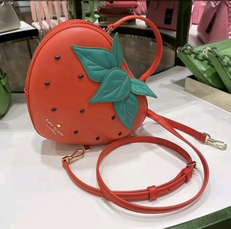 美品 kate spade 120cm Amazon.com: Kate Spade New York Boxxy Colorblocked Smooth