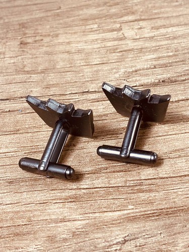 AUTOBOT CUFFLINKS SILVER COLLECTABLE NEW TRANSFORMERS OPTIMUS PRIME - Picture 8 of 10