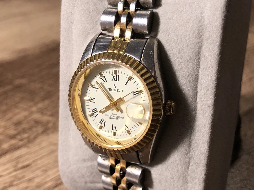 Reloj de pulsera vintage Peugeot para mujer 30M WR batería nueva Foto 2 de 4