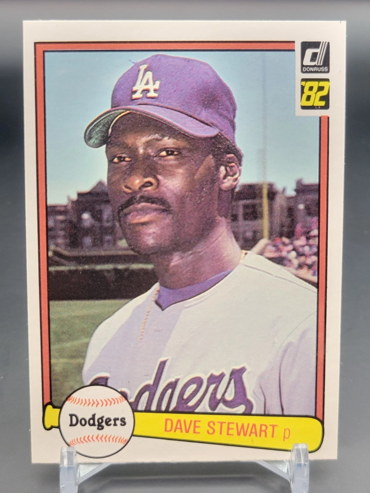 Dave Stewart trading card