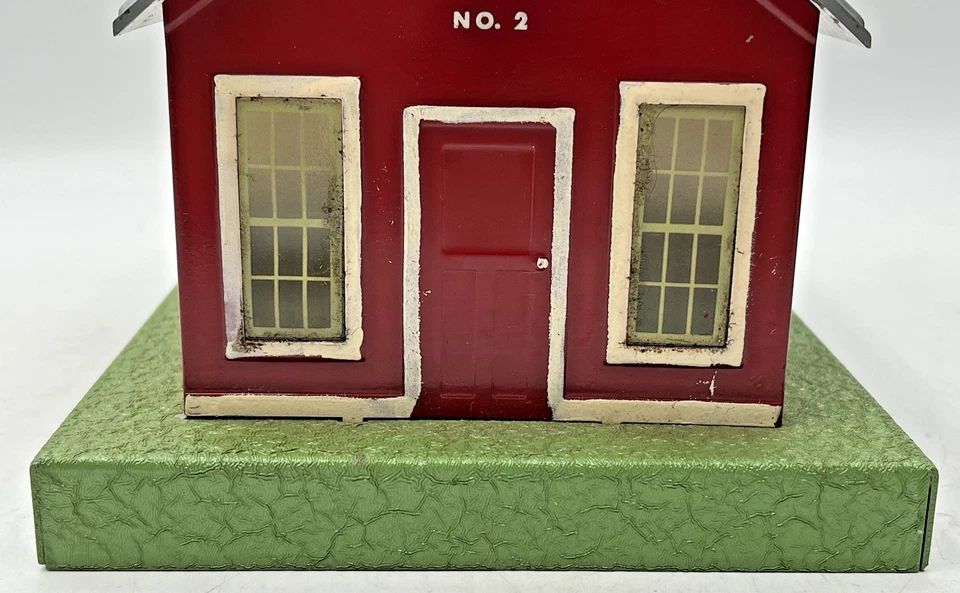 Gilbert American Flyer S Gauge #50 District School w/Gray Roof in Excellent Cond - Image 3 of 4