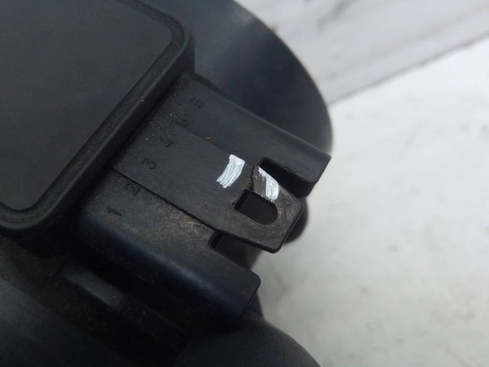 Sensor de flujo de aire de masa medidor 256S5 M54B25 compatible con BMW X3 (E83) 2.5I Foto 3 de 4