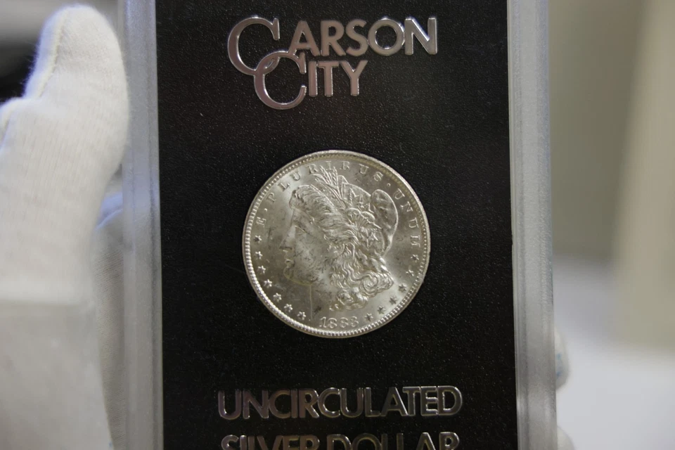 Dólar Morgan de Estados Unidos 1883 CC $1 GSA bonito sin circular caja/papeles... Foto 4 de 4