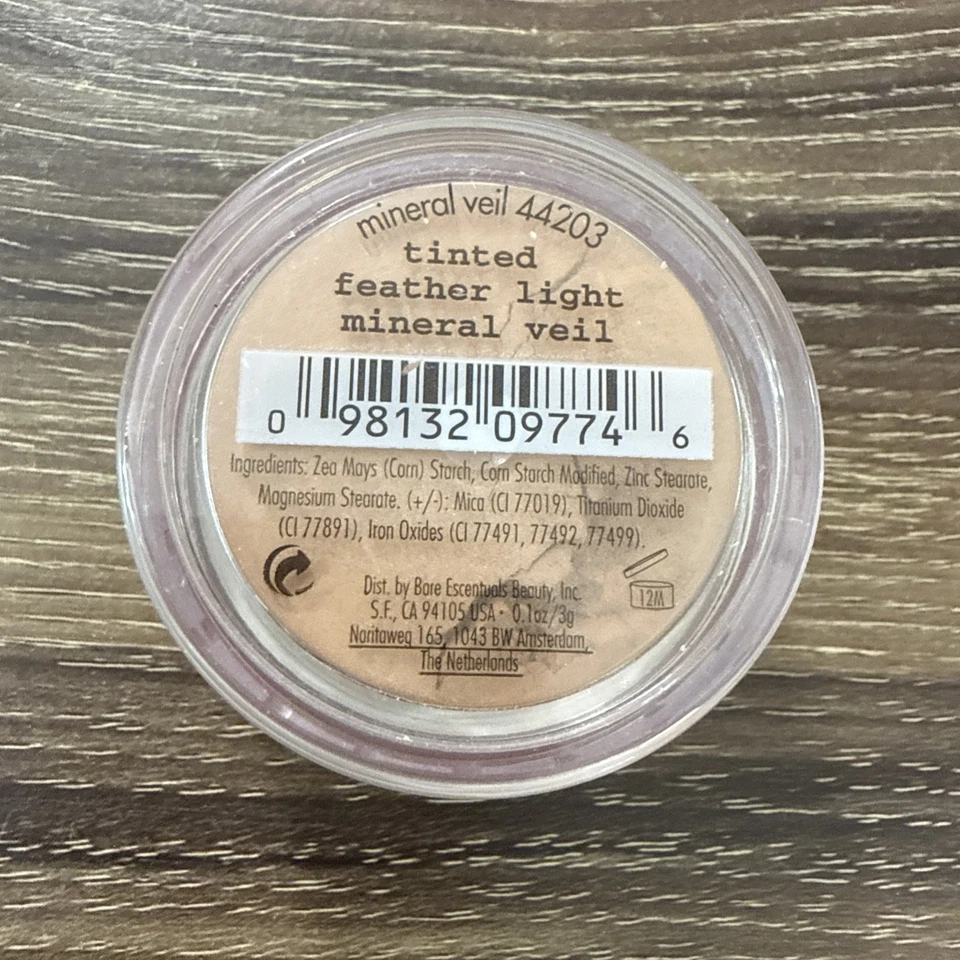 ID BareMinerals Tinted Feather Light Mineral Veil  3 g - Sealed - Image 2 of 2