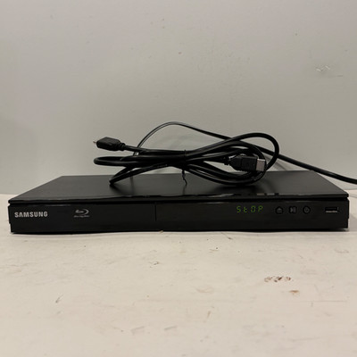 Samsung BD-E5700 Blu-Ray DVD Player Smart Hub HDMI USB Tested Working