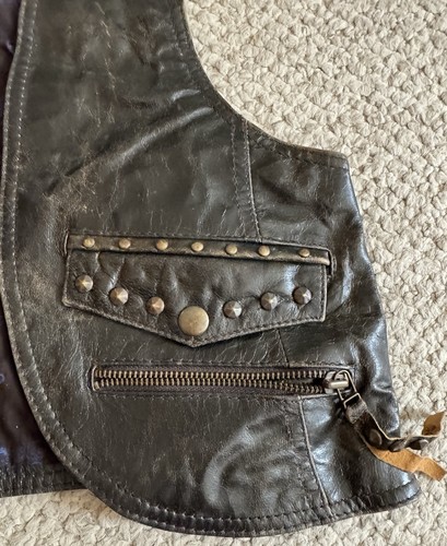Vintage Women's Brown TRF Collection Leather Vest Size M - Picture 3 of 6