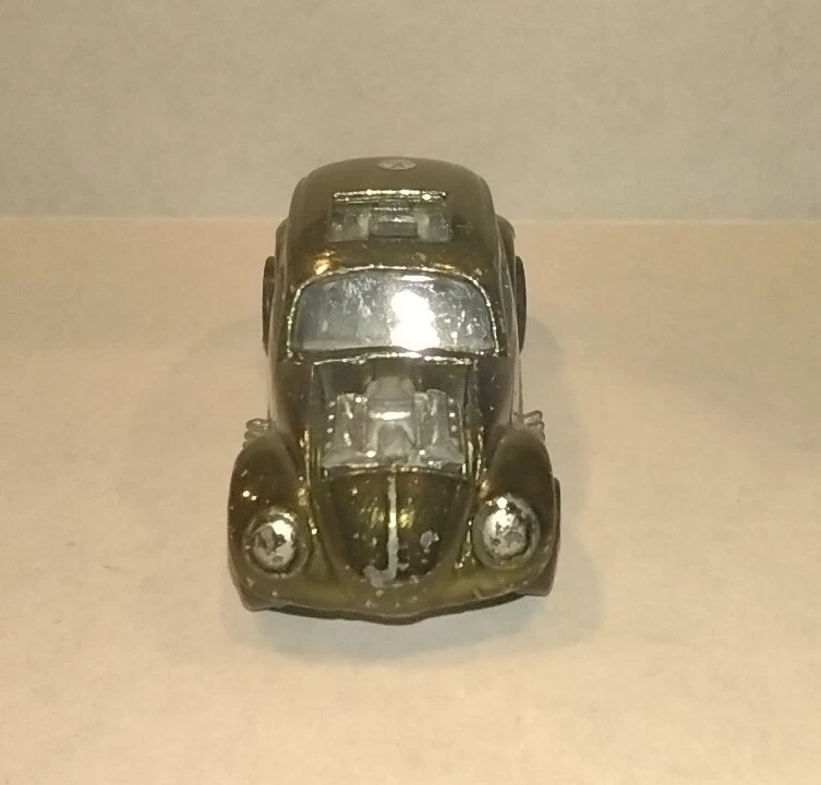 Volkswagen personalizado vintage Mattel Hot Wheels Redline. Oliva metálica. Inter blanco Foto 4 de 4