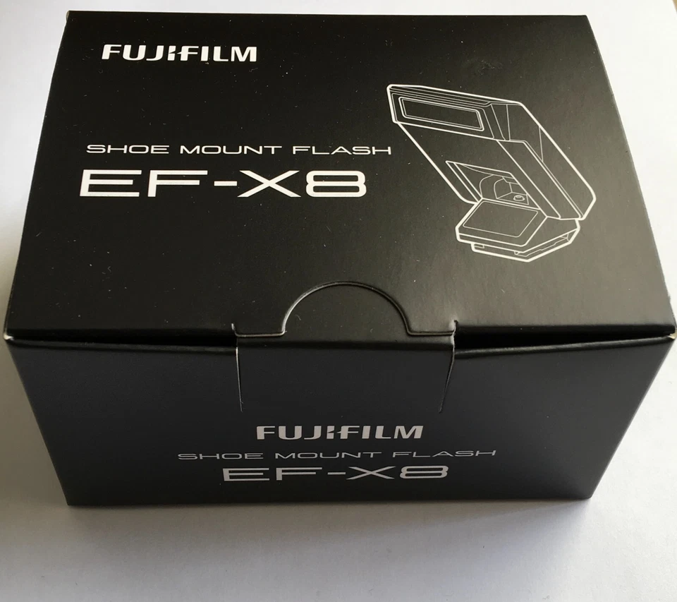 Genuine Fujifilm EF-X8 Shoe-mount Flash - Image 4 of 4