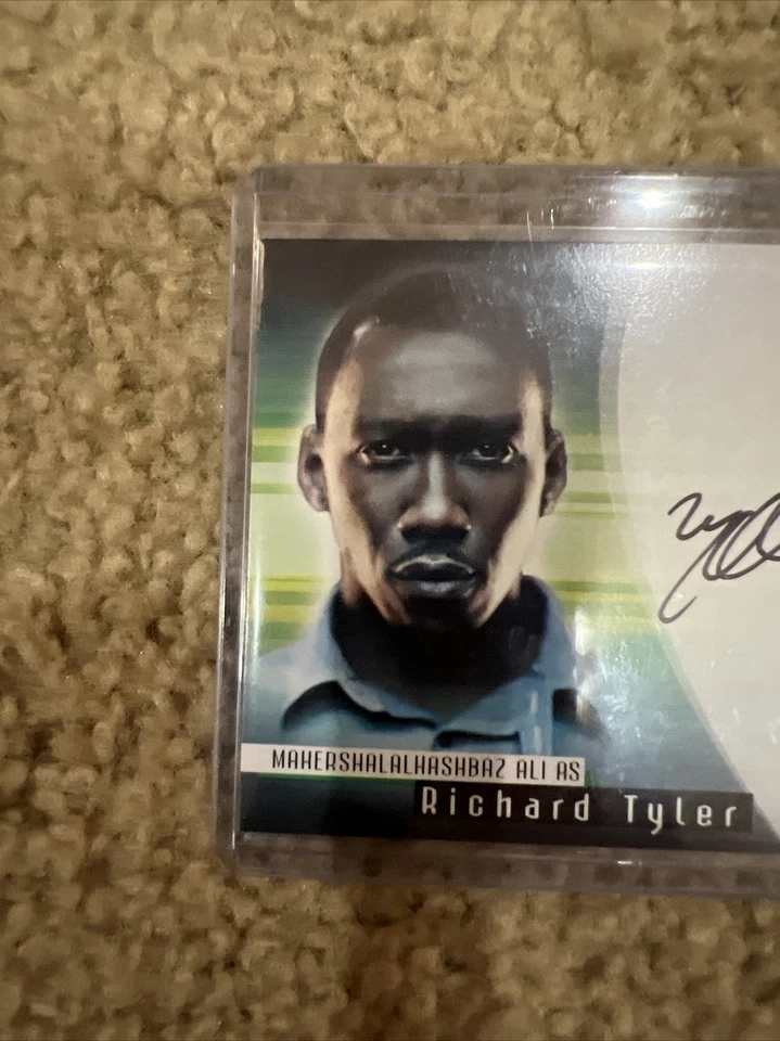 Autógrafo Inkworks Mahershalalhashbaz Ali como Richard Tyler “The 4400” A-13 2007 - Imagem 2 de 4