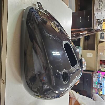Harley Vivid Black 5 GALLON FLSTC HERITAGE SOFTAIL FATBOY Fuel Gas