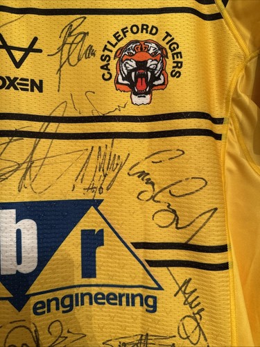 Castleford Tigers Signed Shirt 2023 Third Player Shirt - Picture 18 of 24