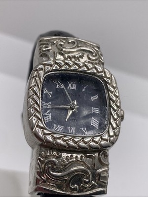 Terner Womens Silver Black Band Bangle Fashion Watch Works New Battery